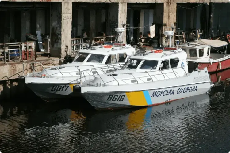 Leveraging extensive experience in collaborating with government agencies, including police, military, and fire departments, we specialize in crafting boats starting at 4.25 meters. Designed for professionals, our vessels are built to excel in the toughest conditions, offering exceptional seaworthiness, durability, safety, and reliability.